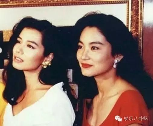 成龙在全球影迷心中的影响_成龙的影迷里有哪些名人_成龙的影迷