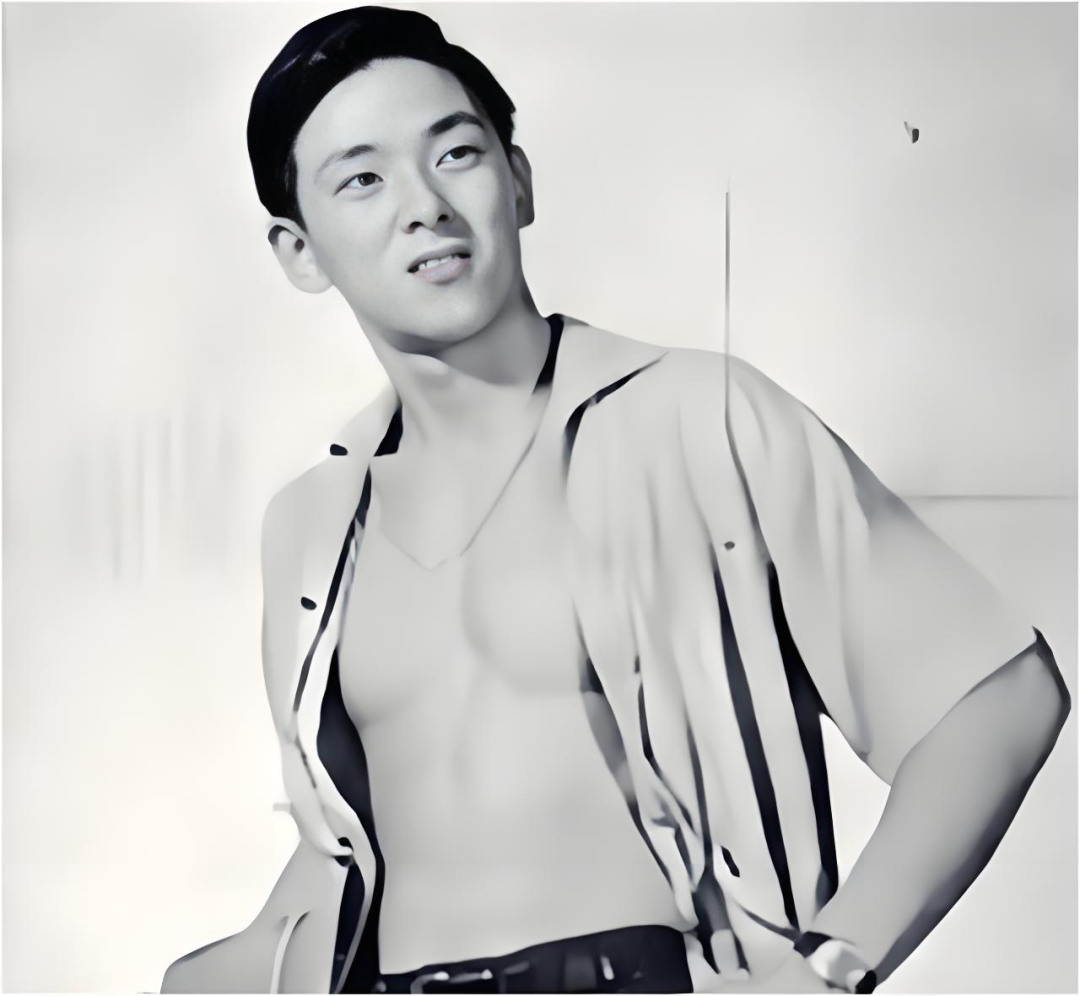 成龙歌曲迷_成龙在全球影迷心中的影响_成龙的影迷里有哪些名人