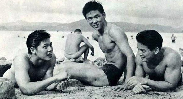 成龙在全球影迷心中的影响_成龙的影迷里有哪些名人_成龙歌曲迷