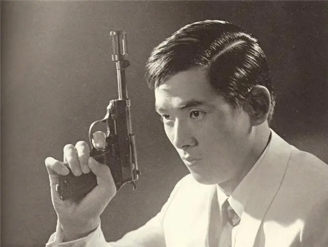 成龙在全球影迷心中的影响_成龙歌曲迷_成龙的影迷里有哪些名人