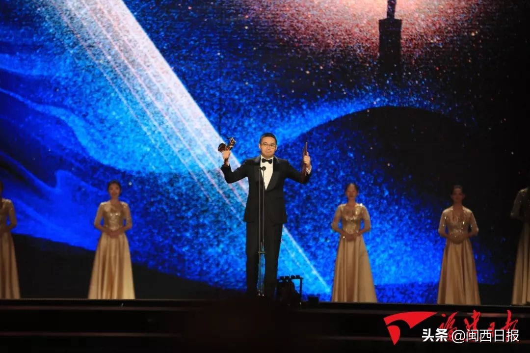 李易峰演唱所有歌_李易峰在里程碑演唱会上致敬经典_李易峰演唱会歌曲