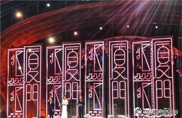 李易峰演唱所有歌_李易峰演唱会歌曲_李易峰在里程碑演唱会上致敬经典