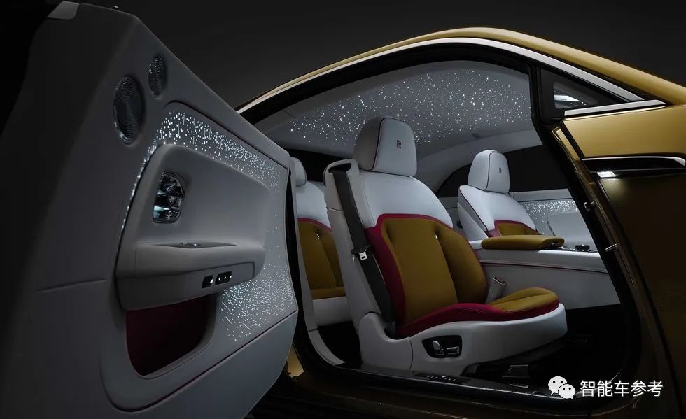 劳斯莱斯自动驾驶多少钱_劳斯莱斯驾驶室视角_劳斯莱斯的智能辅助驾驶技术