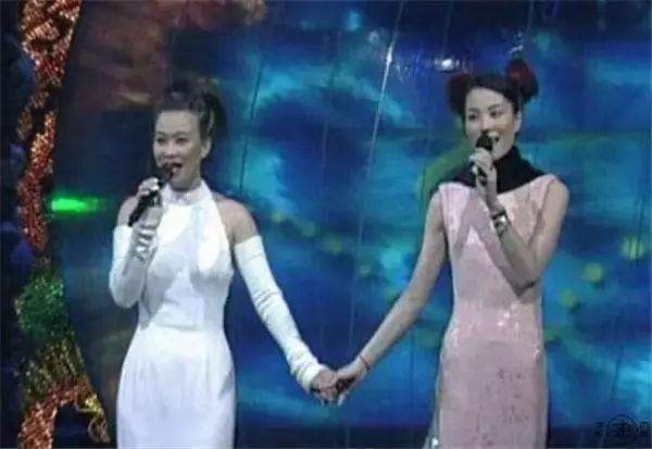 赵文卓感动_温暖赵文卓故事家人是谁_赵文卓与家人的温暖故事