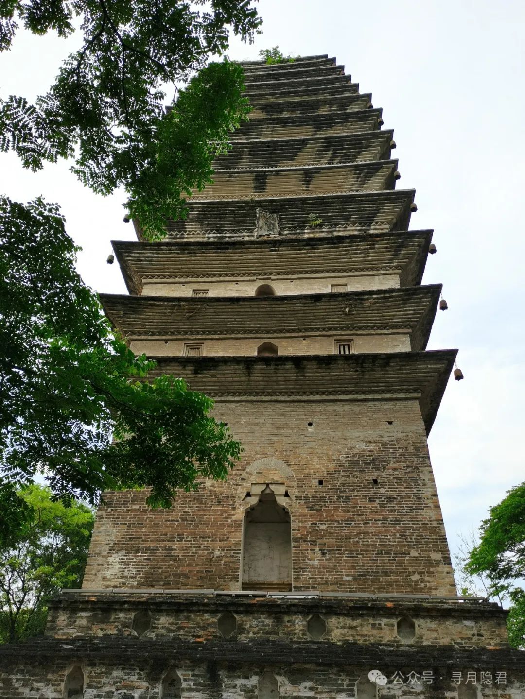 交易去中心化_交易所中心化_探讨去中心化交易所的未来：如何提升交易透明度与用户体验