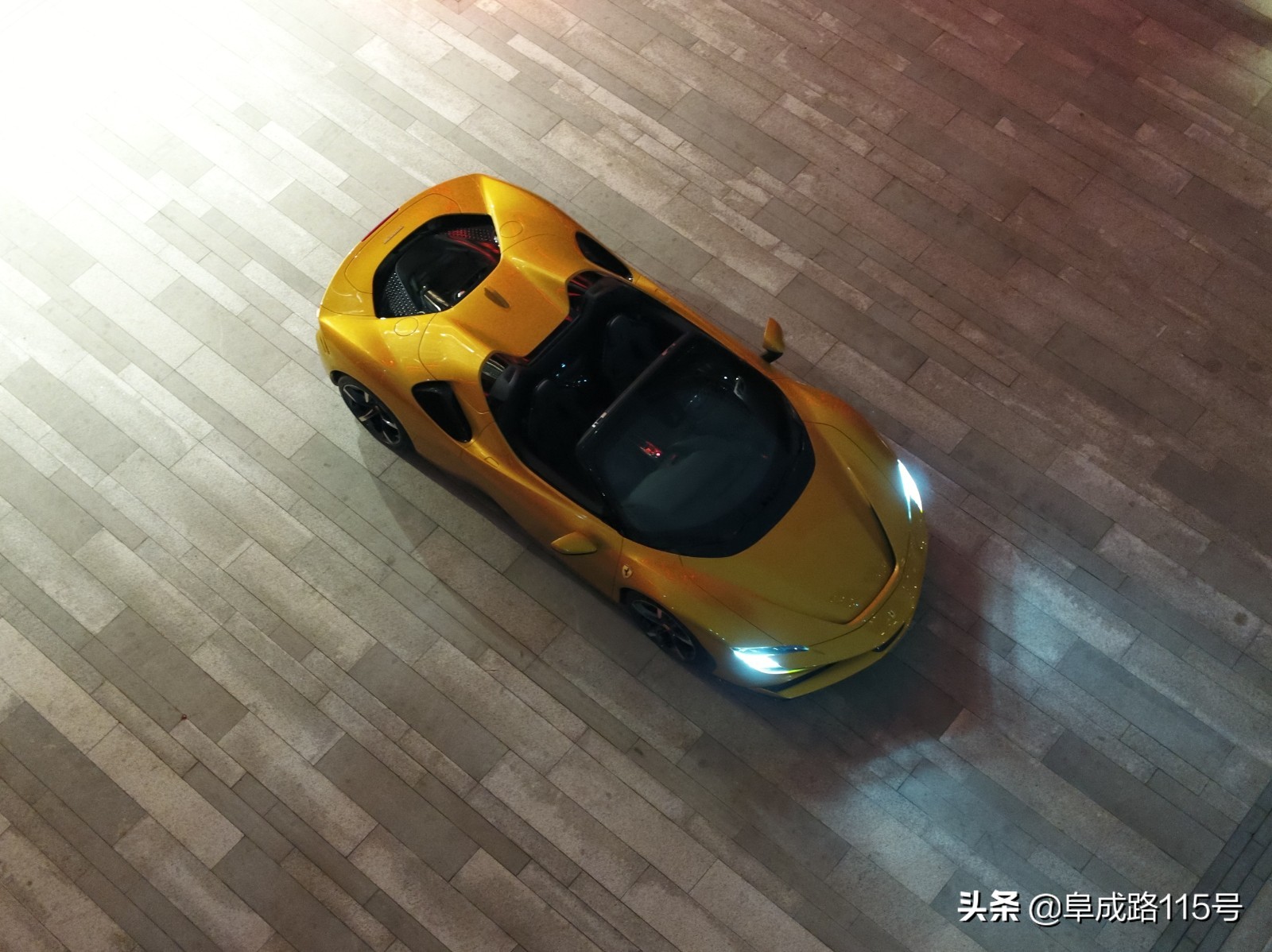 法拉利车队赛车_法拉利与赛车运动的紧密联系_赛车游戏法拉利