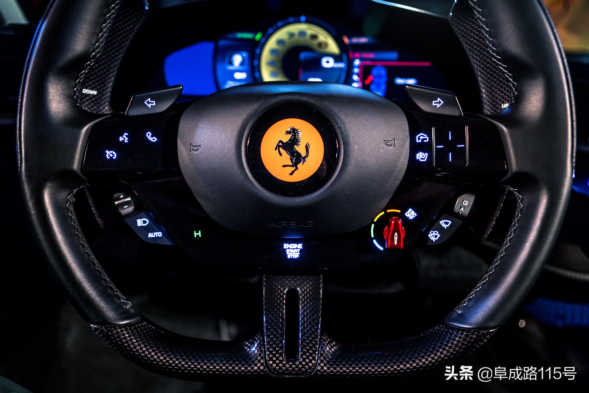 法拉利车队赛车_法拉利与赛车运动的紧密联系_赛车游戏法拉利