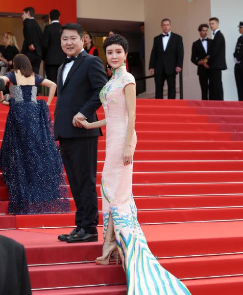 杨旭文亮相釜山影节_陈赫亮相上海影节_金巧巧在电影节上的亮相