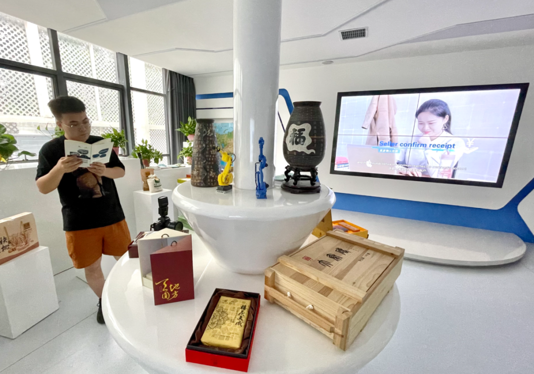 货币数字化转型_数字货币如何助力中小企业的转型:创新资金解决方案的探索_货币手段如何支持小微企业