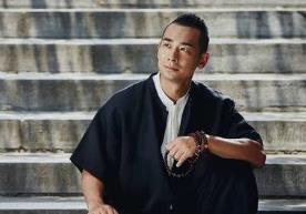 元彪在动作片中的创新表现_元彪在动作片中的创新表现_元彪在动作片中的创新表现