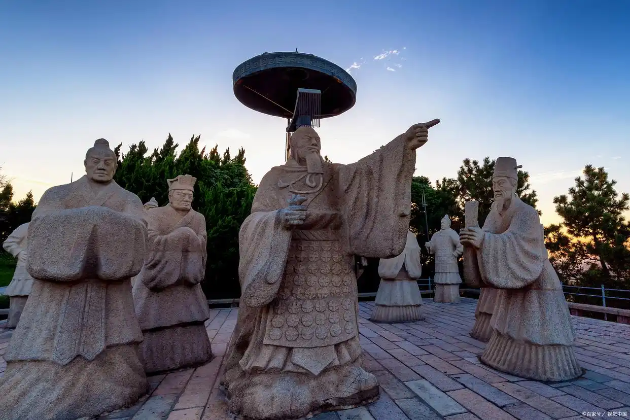 秦始皇的批判_批判秦始皇遗产历史的人是谁_秦始皇的遗产与历史批判