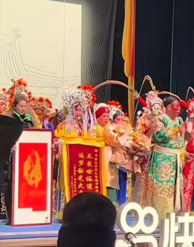 逆境中的坚持与不屈_逆境中坚持作文800字议论文_在逆境中坚持不懈