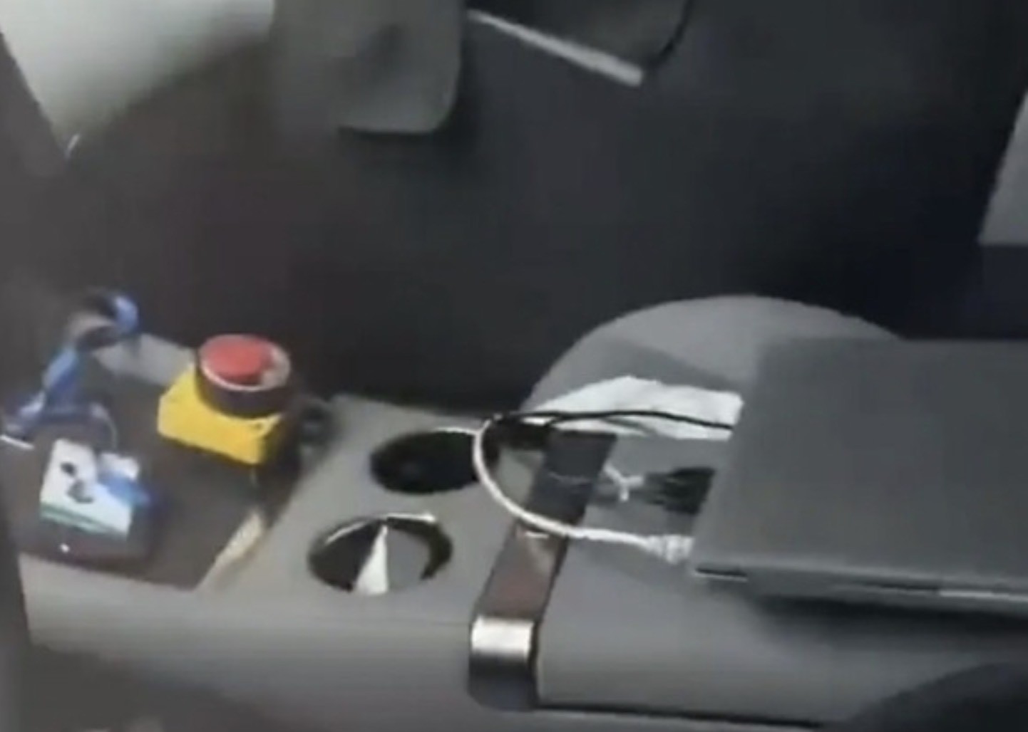 小米微型车_小米新型汽车_小型SUV中的佼佼者：小米汽车的性能表现