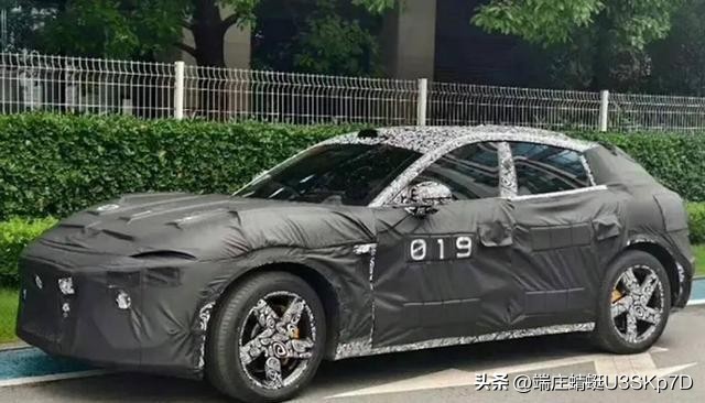 小米车价格及图片_小型SUV中的佼佼者：小米汽车的性能表现_小米汽车图片报价新车报价