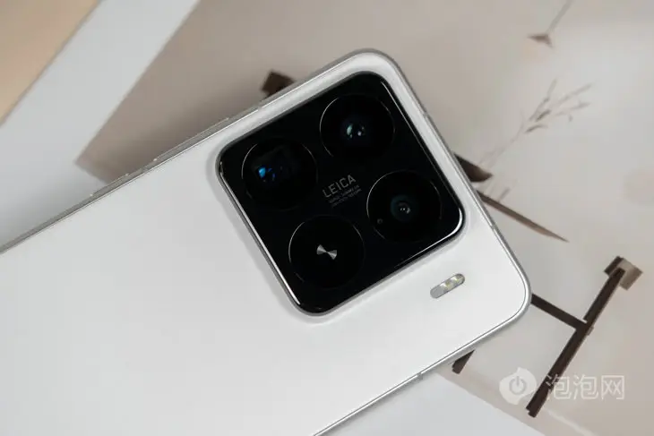 小米设计风格总结_小米手机的设计与实用性的结合_小米手机创新案例