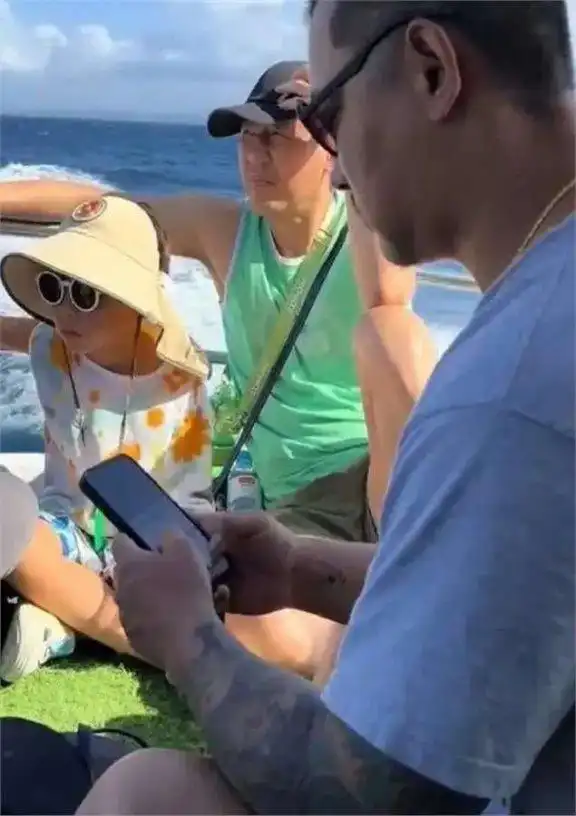 生活早参考谁动了我的隐私_张国荣的社交生活与隐私_社交网络的安全与隐私